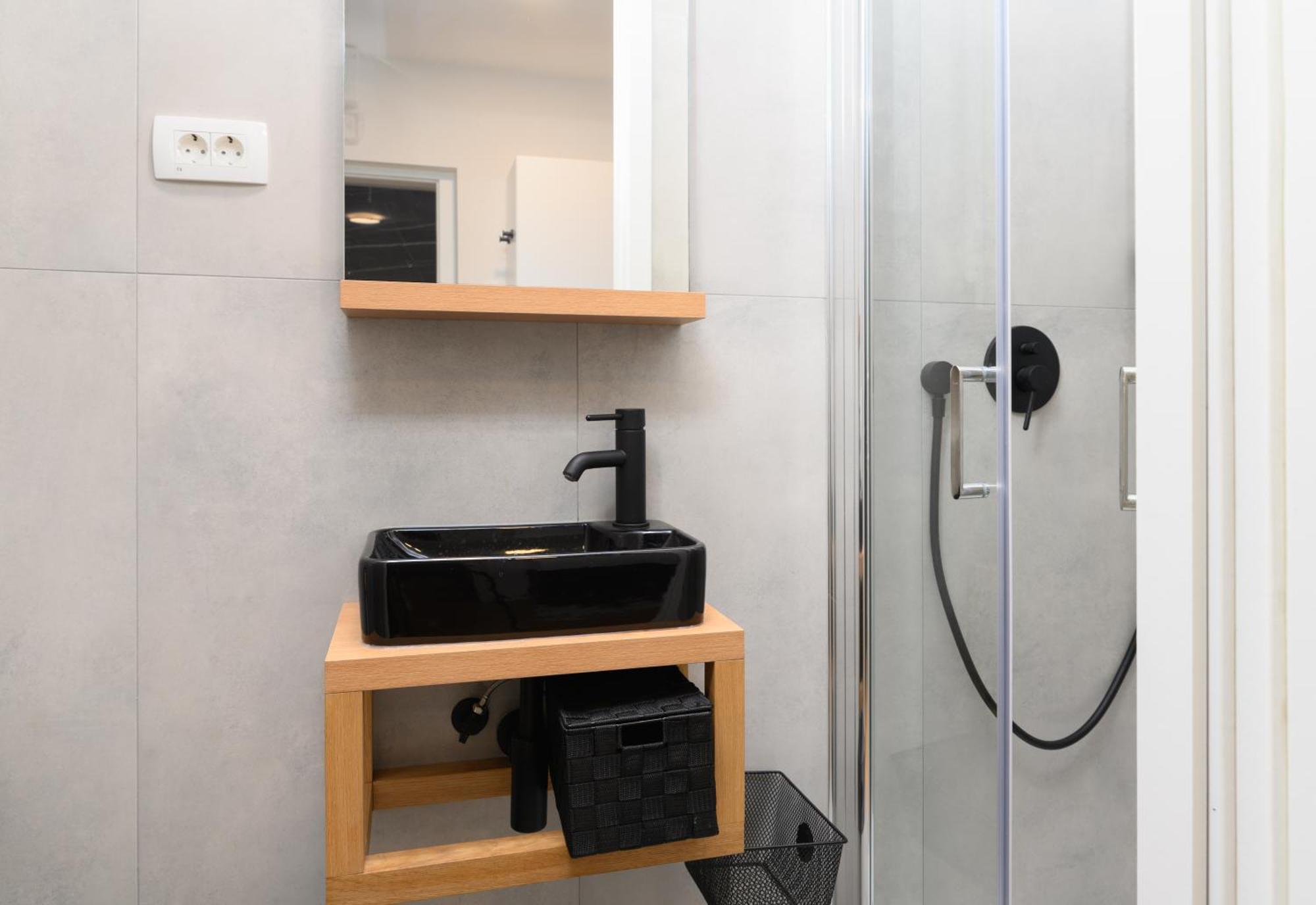 Lilija Apartments Trzin Eksteriør billede